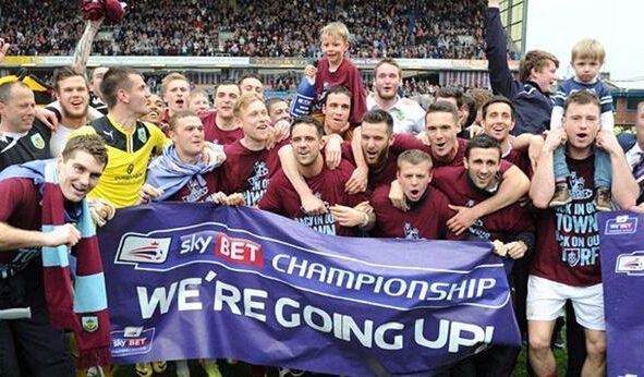 官方：埃里克·加西亚与巴萨续约至2031年（巴塞罗那宣布与埃里克·加西亚续约至2031年）