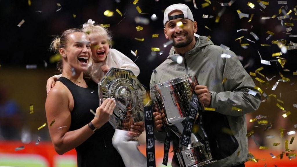 凯尔：我完全没有想把法比奥-席尔瓦送走的想法，他会留下（凯尔：从未考虑送走法比奥-席尔瓦，他将继续留队）