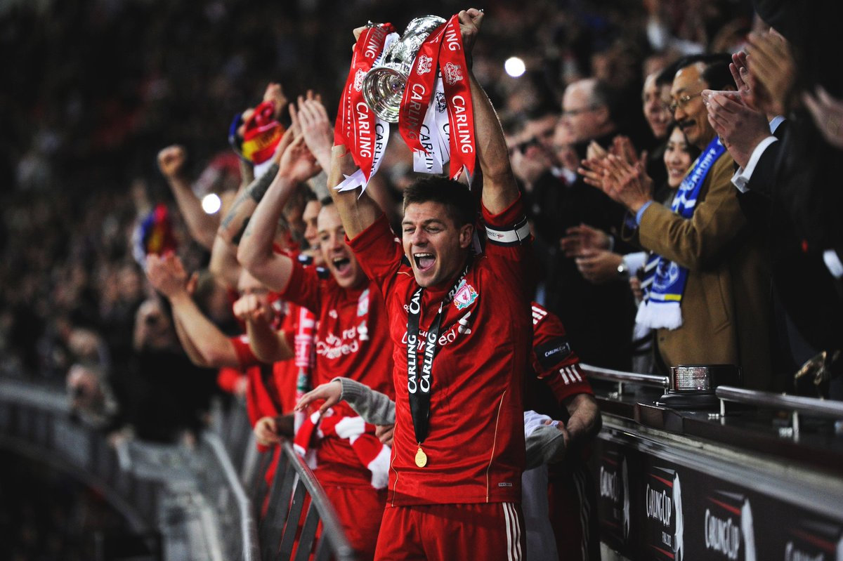 世界报：皇马高层向更衣室发出警告，再不改变态度将被问责（世界报：皇马高层警示更衣室，如不尽快改变态度将被追责）