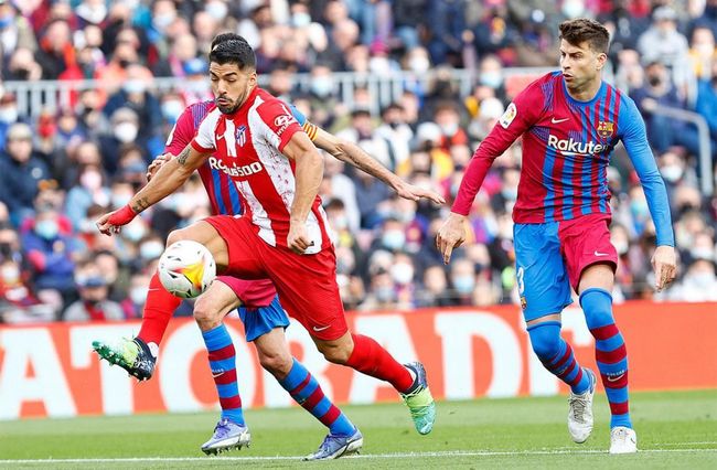 喀麦隆主帅：埃永有潜力为巴萨效力，他和埃托奥的类型不同（喀麦隆主帅：埃永具备加盟巴萨的潜质，与埃托奥风格迥异）