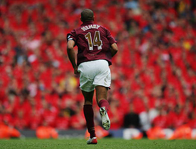 卡斯特罗普：踢拜仁染红是我铲球出现了失误；我最擅长8号位（卡斯特罗普：对拜仁染红因铲球失误；我最适合踢8号位）