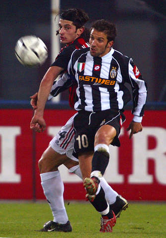 5球1助攻，记者：柏林联合中卫多克希计划赛季结束自由离队（记者：多克希计划赛季末自由身离开柏林联合，已贡献5球1助）