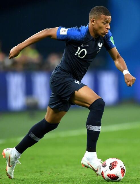 多特vs博德闪耀：法比奥-席尔瓦首发，布兰特、拜尔出战（多特战博德闪耀：法比奥-席尔瓦先发，布兰特与拜尔登场）