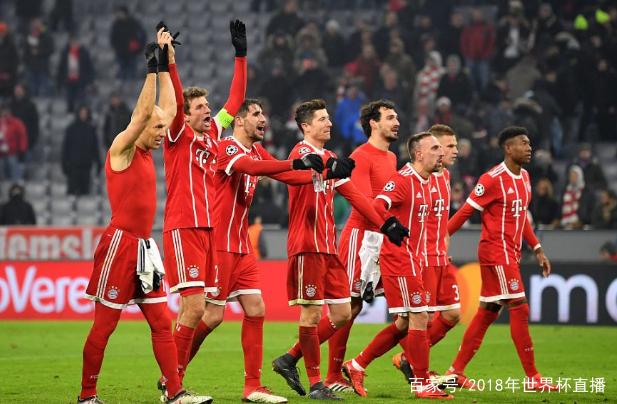 AC米兰内线强攻摧毁对手（AC米兰中路强攻击溃对手）