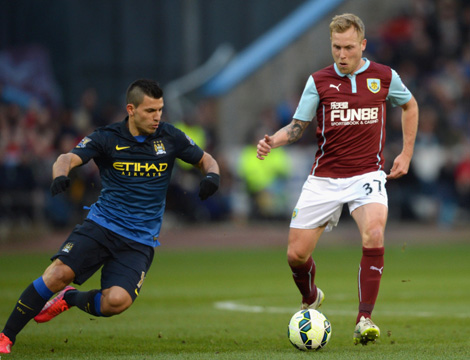 震撼！姆巴佩圣马梅斯上演天秀 阿诺德助攻配合堪称艺术品（燃爆！姆巴佩圣马梅斯上演神迹 阿诺德妙传配合宛如艺术）